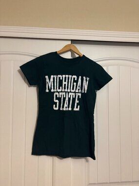 Michigan State Spartans T Shirt Womens Small Short Sleeve Fanatics Dark Green